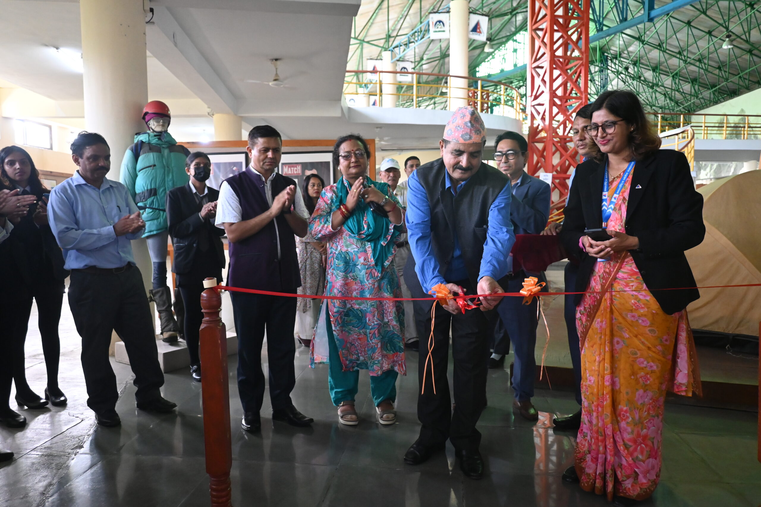 पर्वतीय संग्रहालयमा ‘एभरेष्ट बाइ दोज हु वेयर दियर’ डकुमेन्ट्री प्रदर्शन